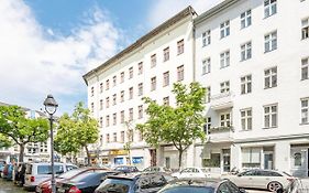 Newly Furnished Apartment For Up To 6 People